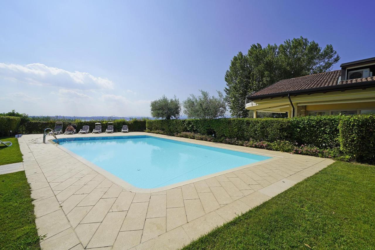 Giulia Luxury Apartment Sirmione Buitenkant foto