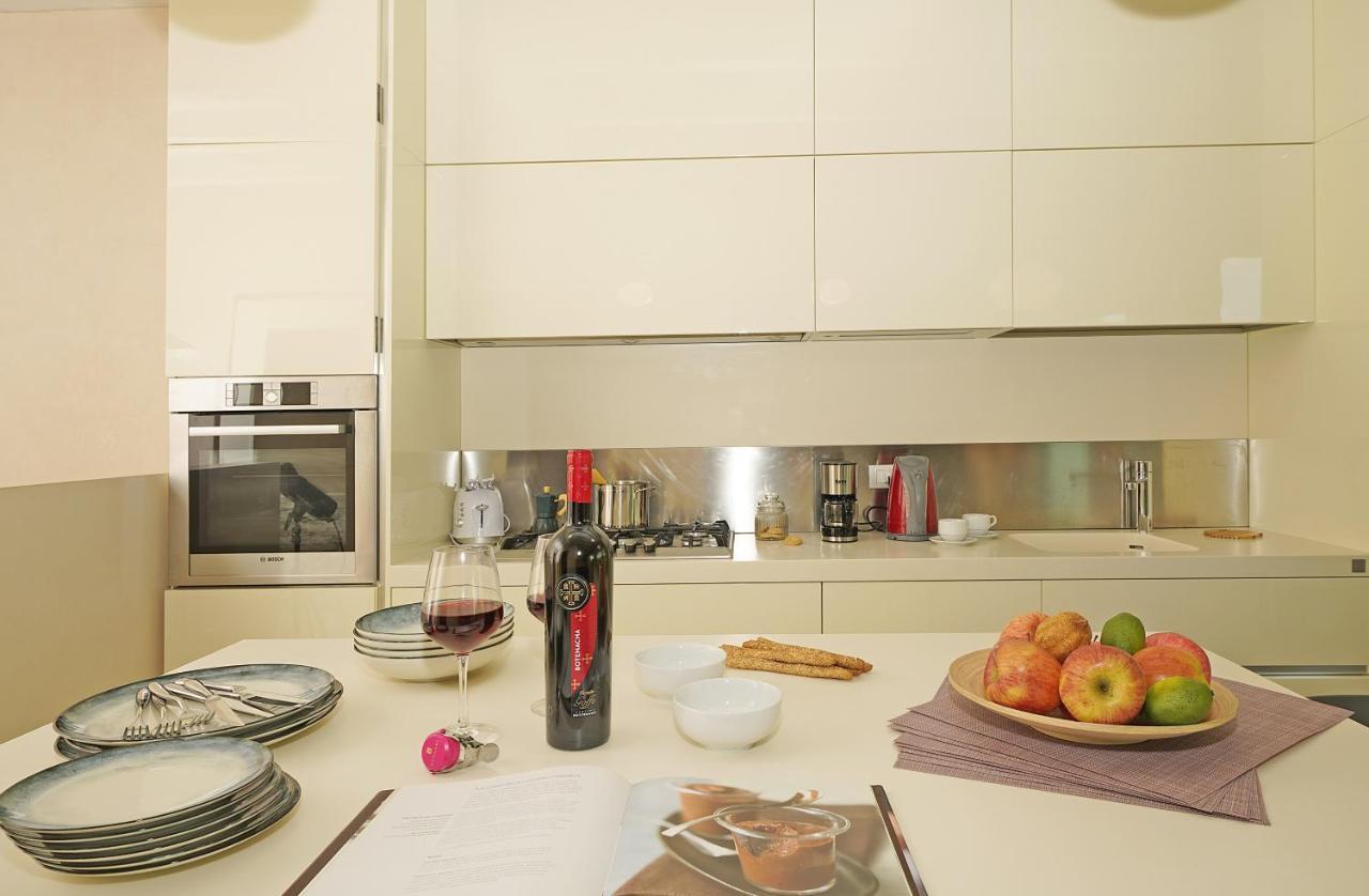 Giulia Luxury Apartment Sirmione Buitenkant foto