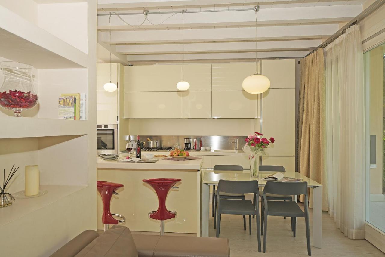 Giulia Luxury Apartment Sirmione Buitenkant foto